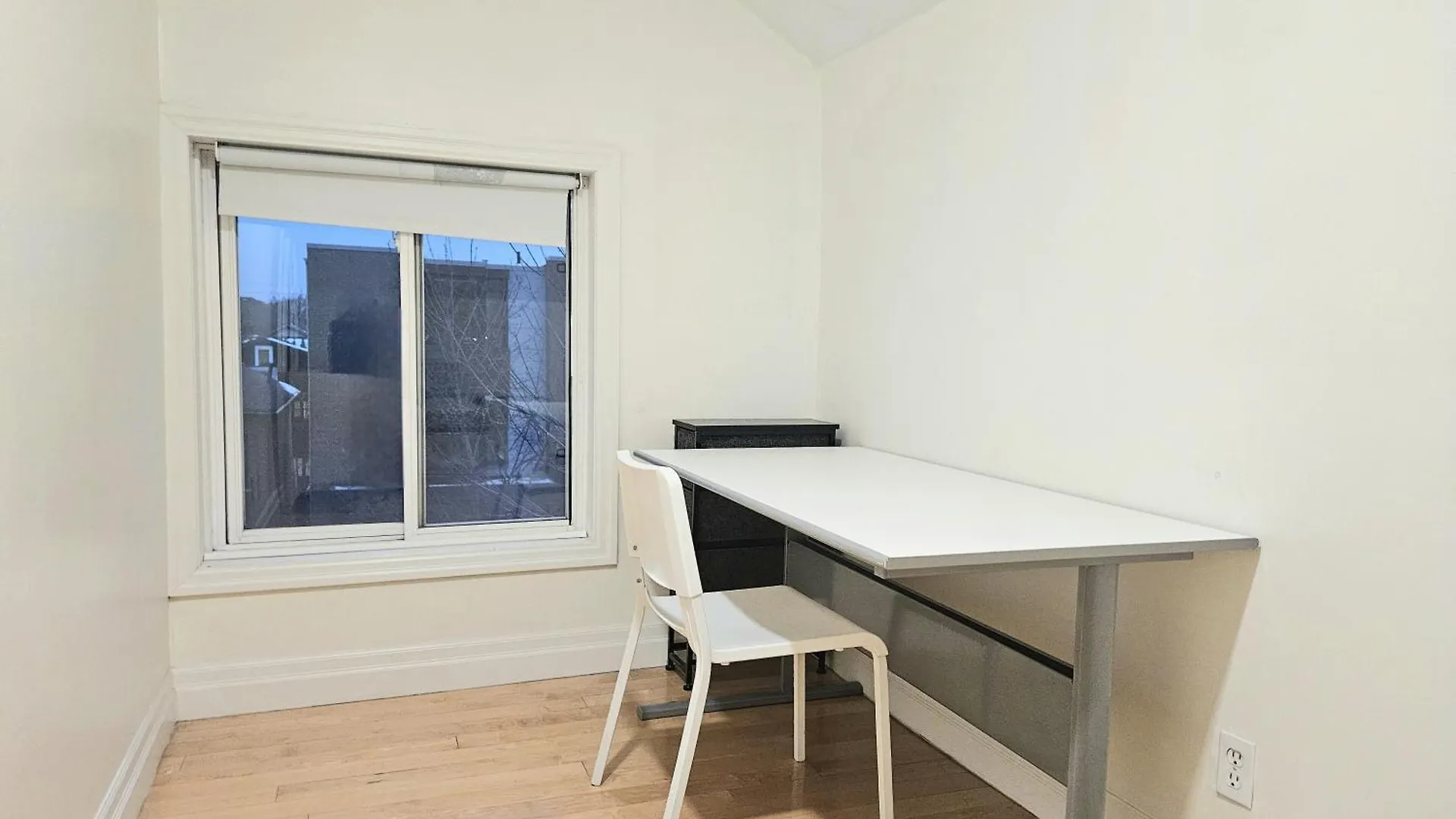Central Downtown Toronto - Trinity Bellwood Park Apartment