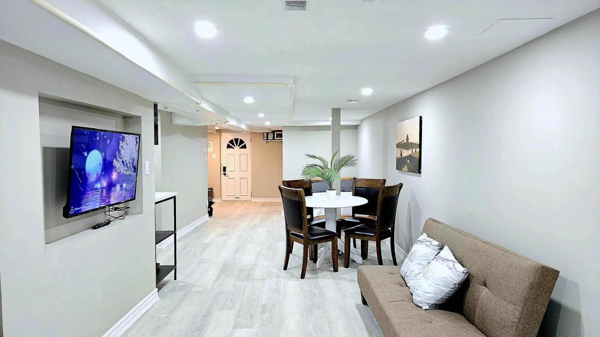 Apartment Central Downtown Toronto - Trinity Bellwood Park Canada