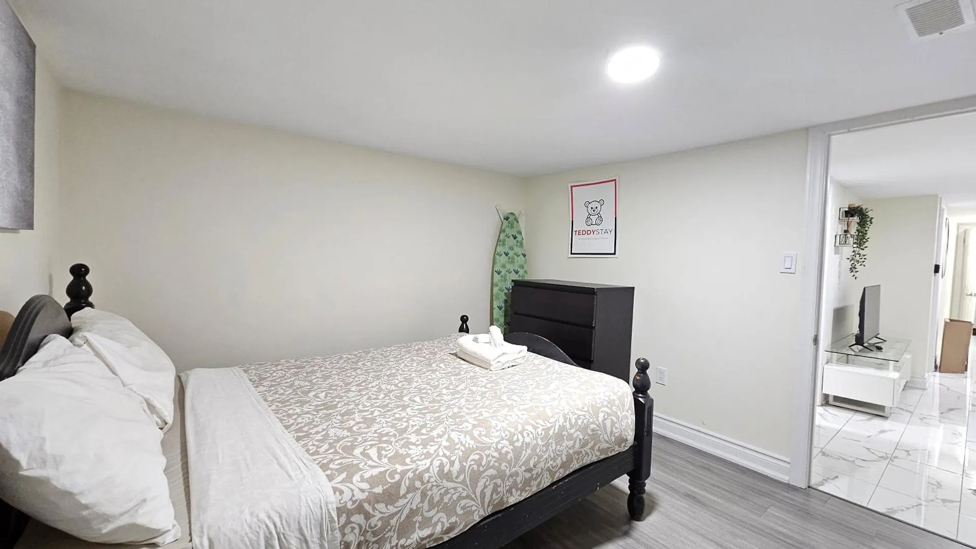 Apartment Central Downtown Toronto - Trinity Bellwood Park