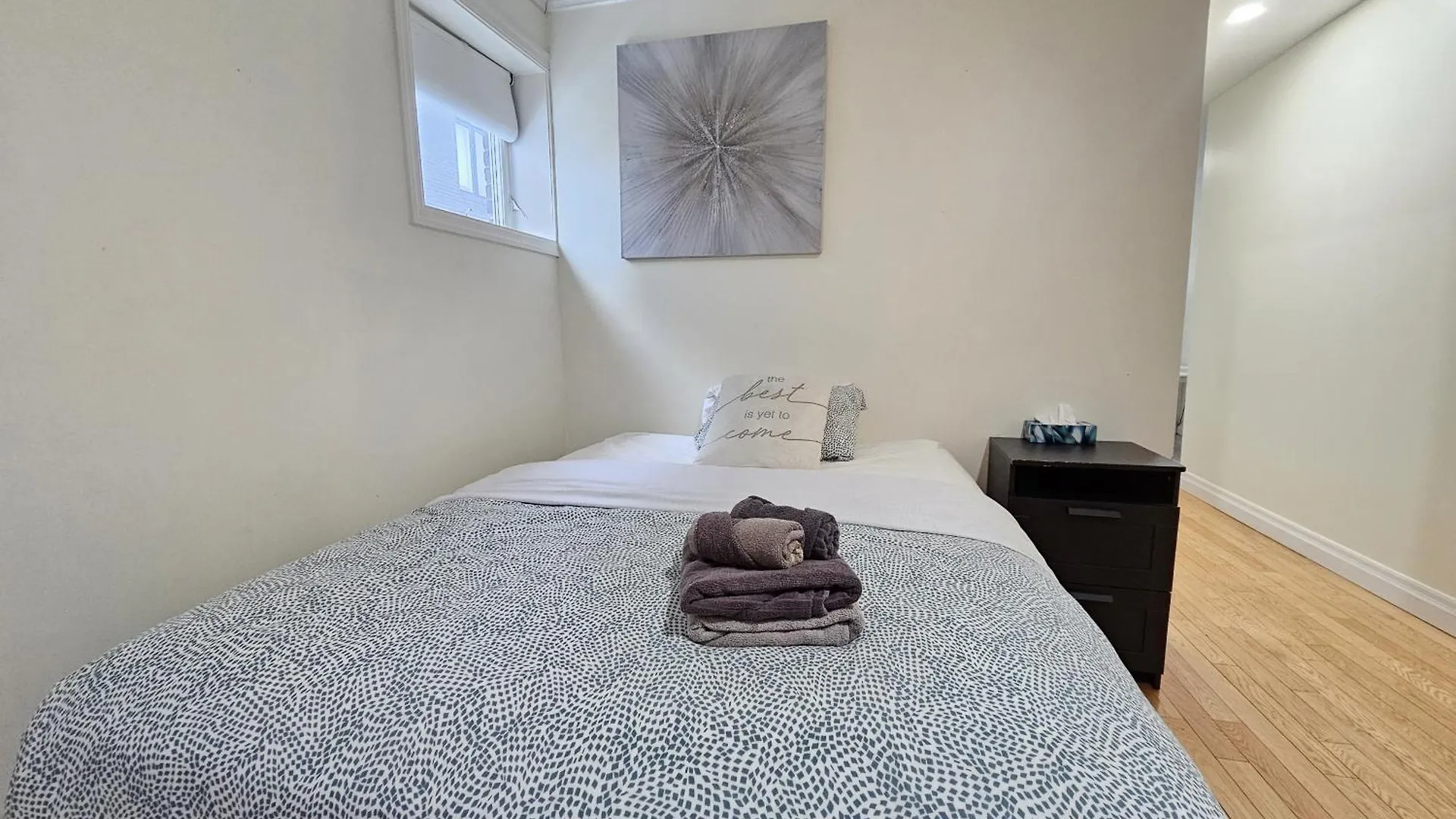 Central Downtown Toronto - Trinity Bellwood Park Apartment
