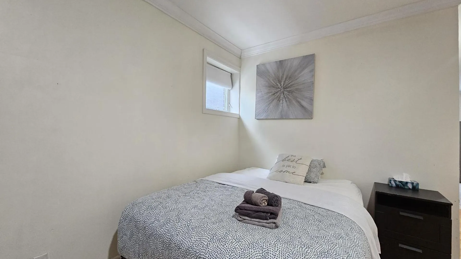 Central Downtown Toronto - Trinity Bellwood Park Apartment